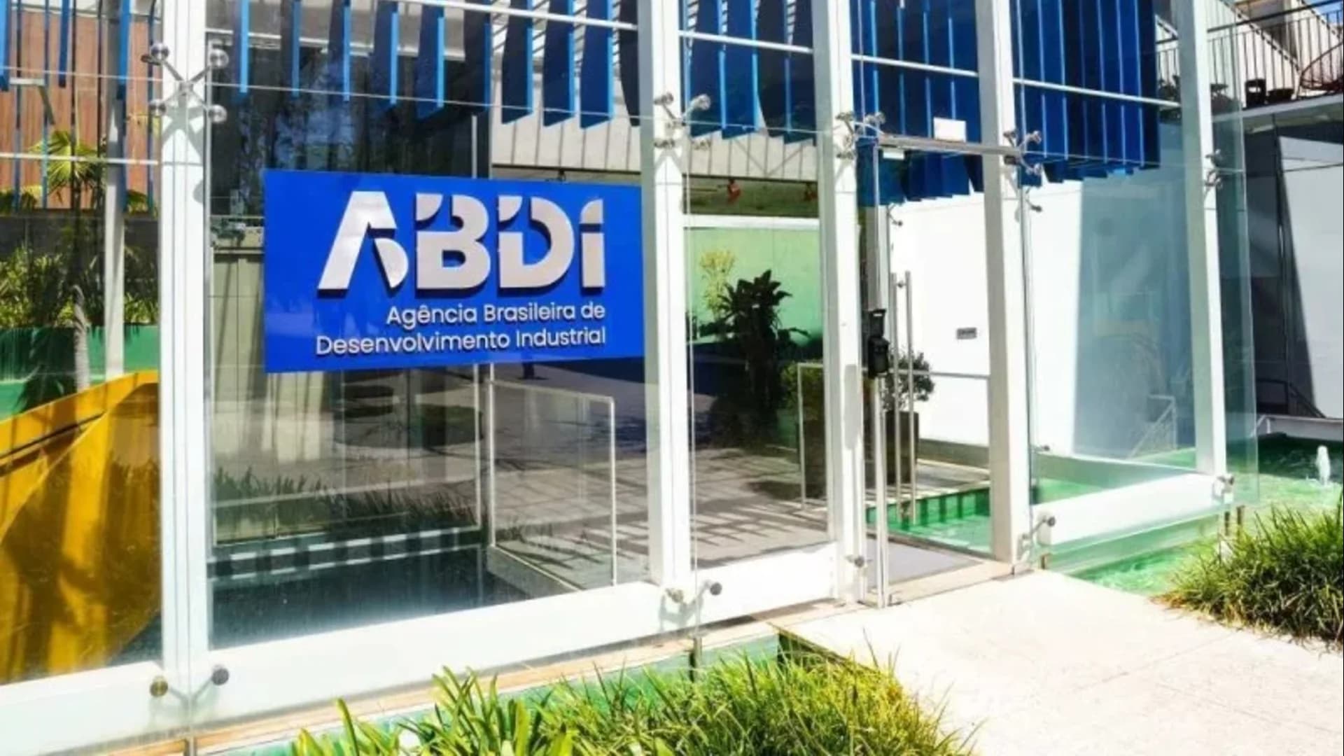 Concurso ABDI: 180 vagas, salário de R$ 16 mil e prova online